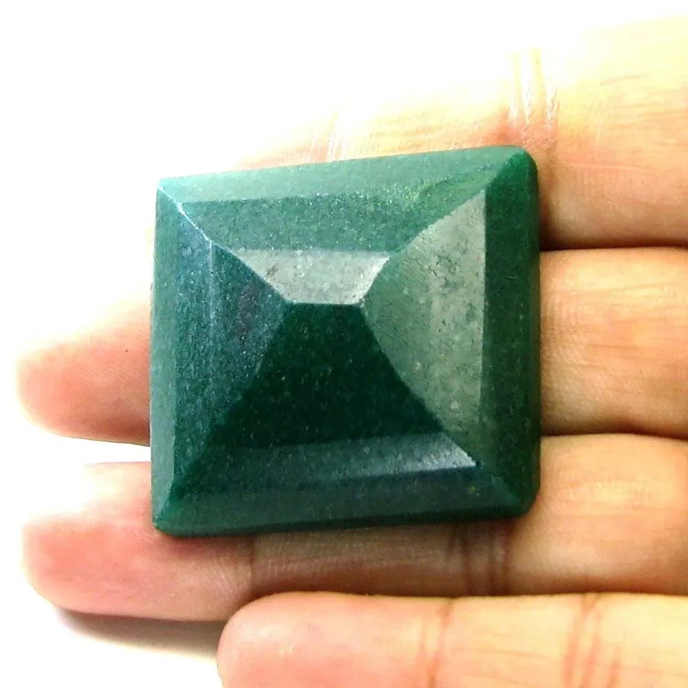 119.7Ct Natural Emerald Color Quartz Gemstone - Image 3