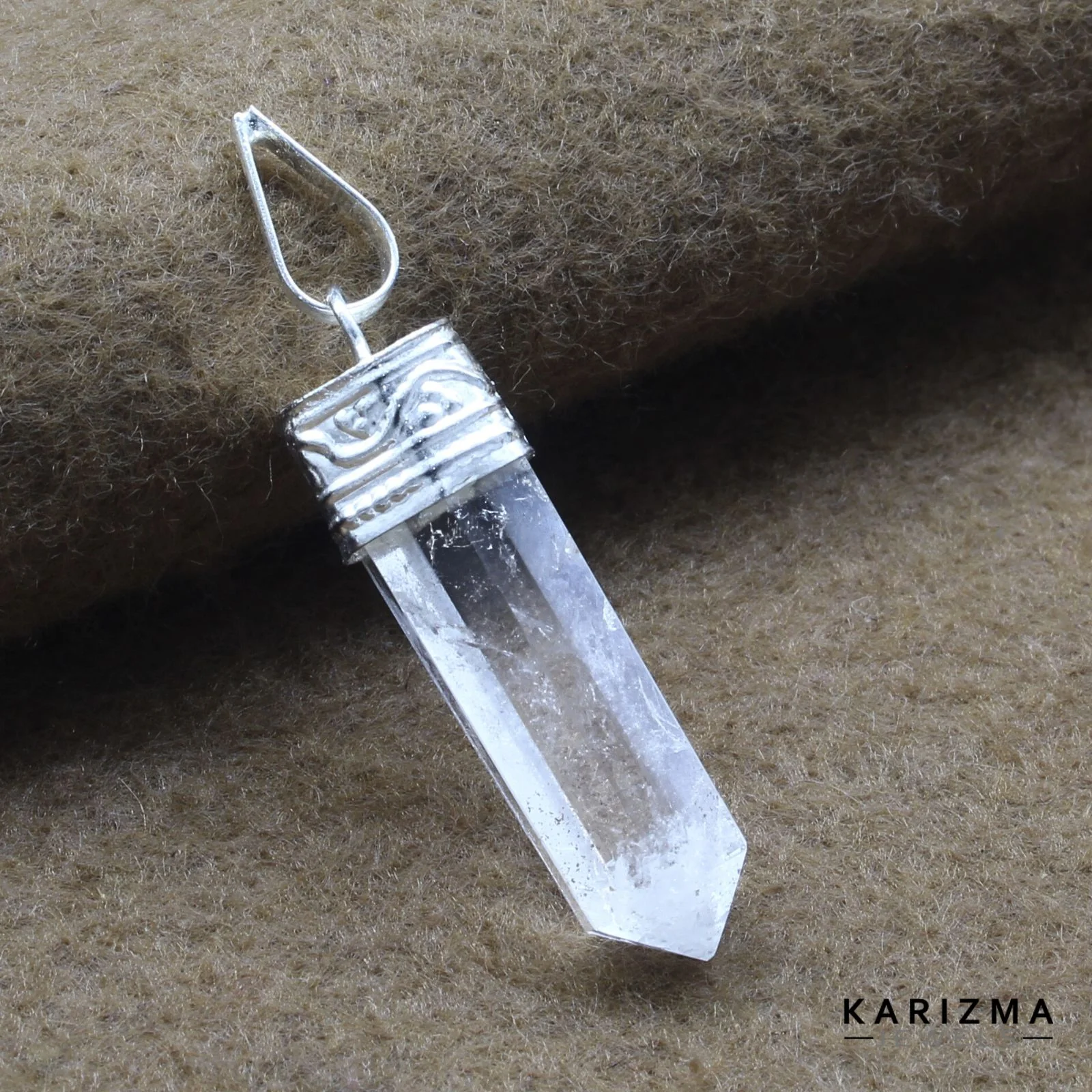 23Ct Natural Quartz Crystal Healing Energy Point Pencil Pendant