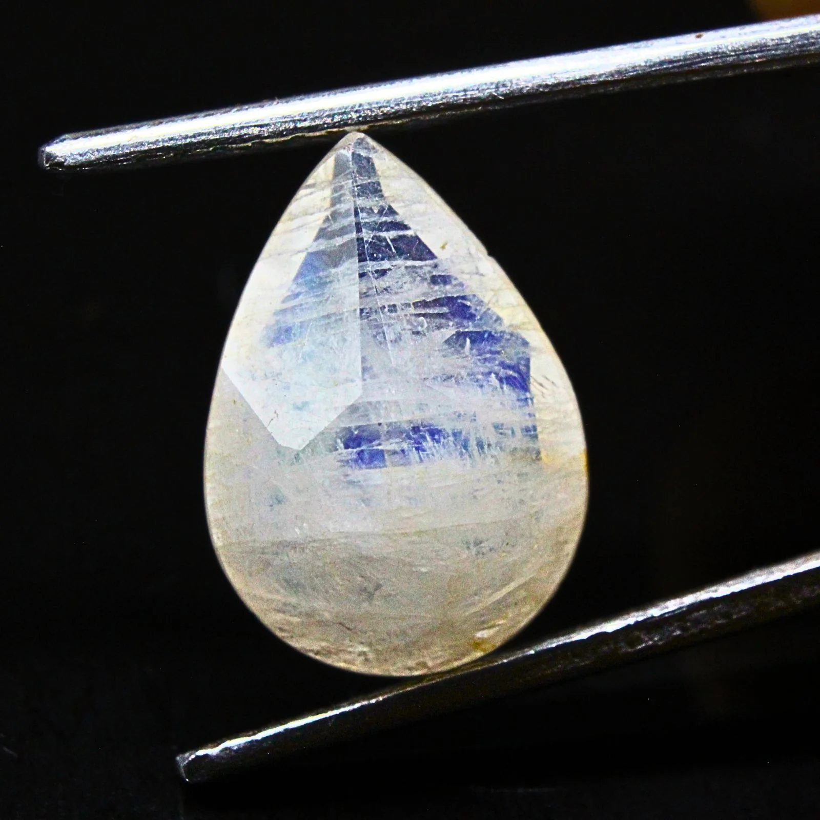 4.2Ct Natural Rainbow Blue Flash Moonstone Pear shape Gemstone - Image 3