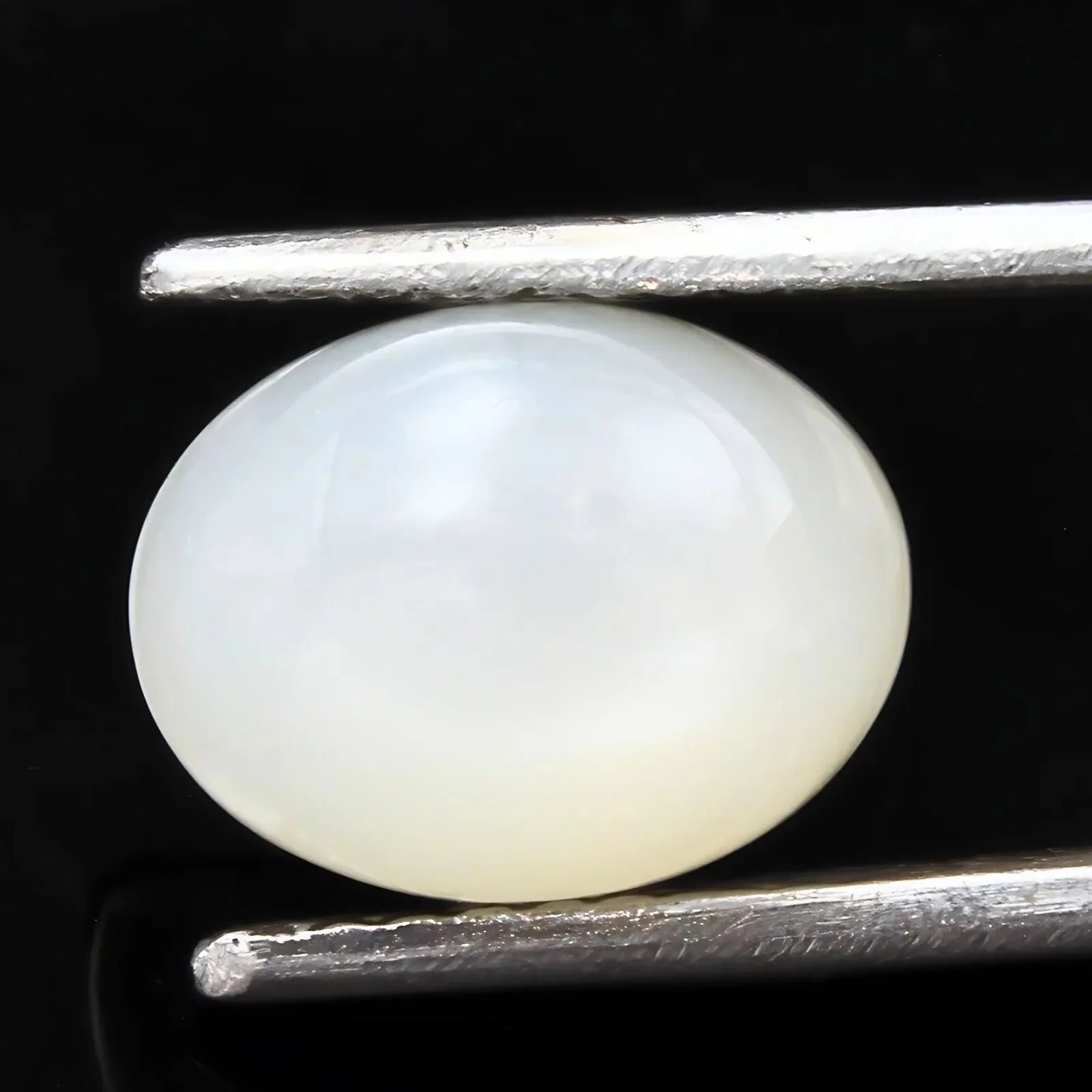 4Ct Natural Moonstone Oval Astrology Gemstone