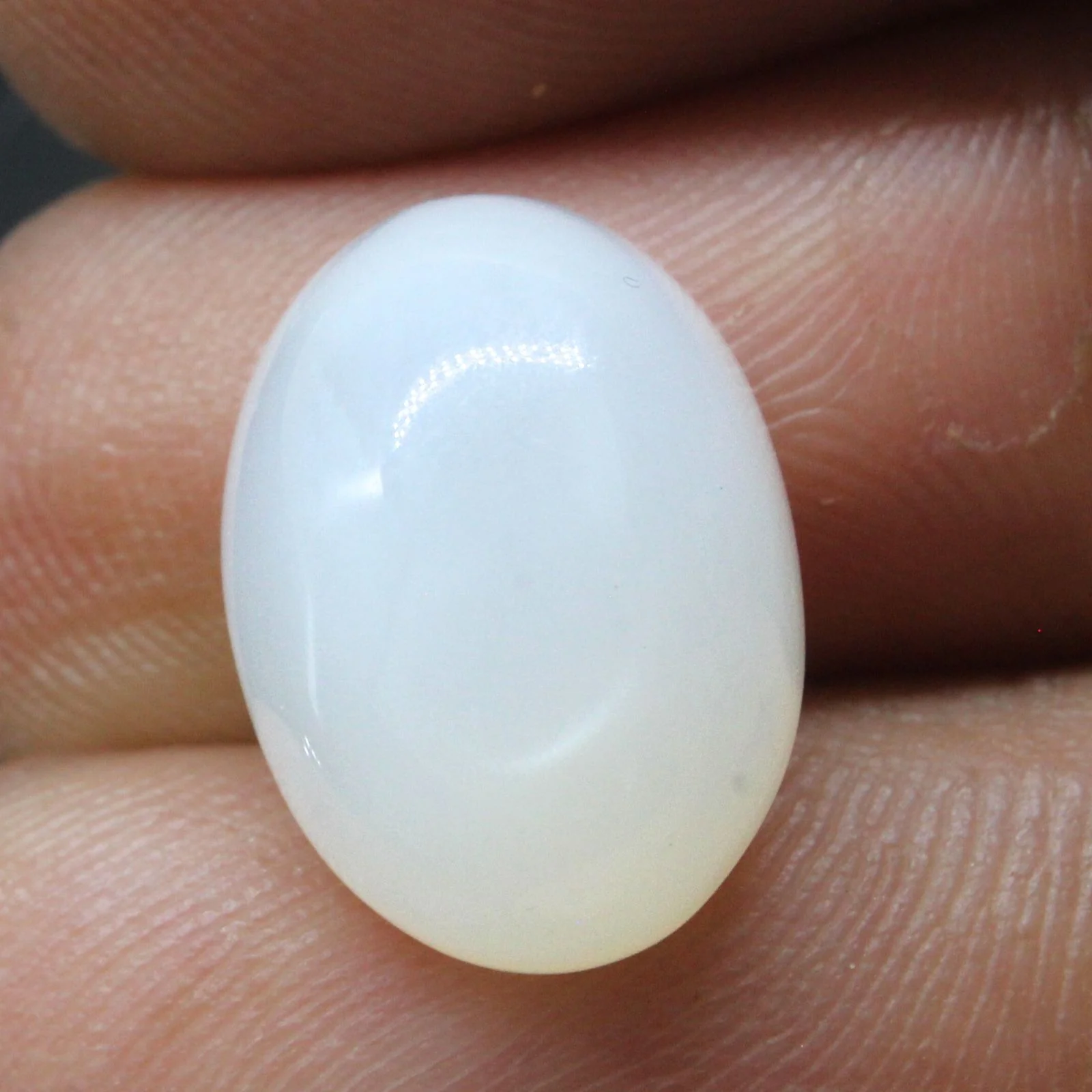 5.4Ct Natural Classic milky Moonstone Oval Gemstone - Image 2