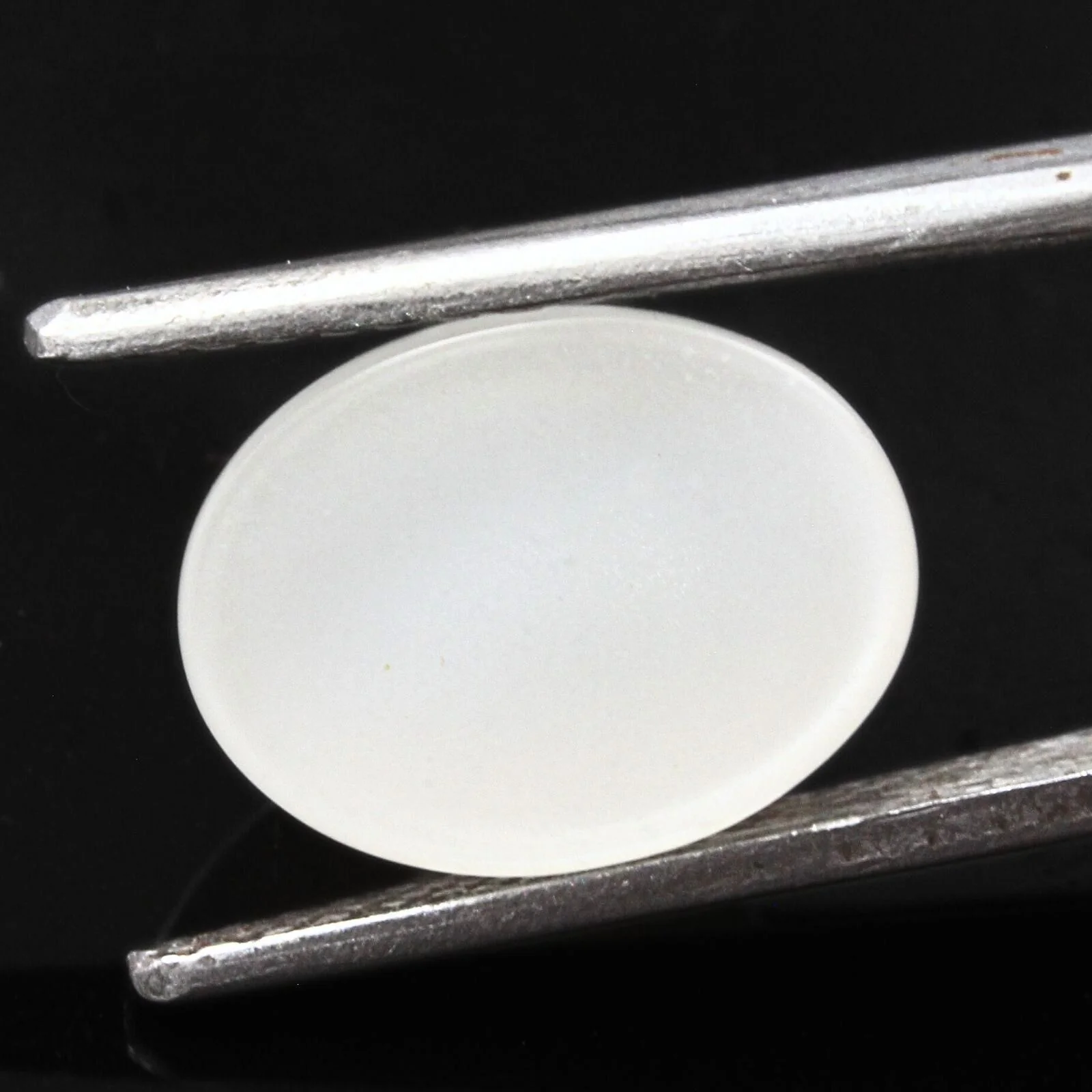 5.7Ct Natural Milky Moonstone Gemstone - Image 2