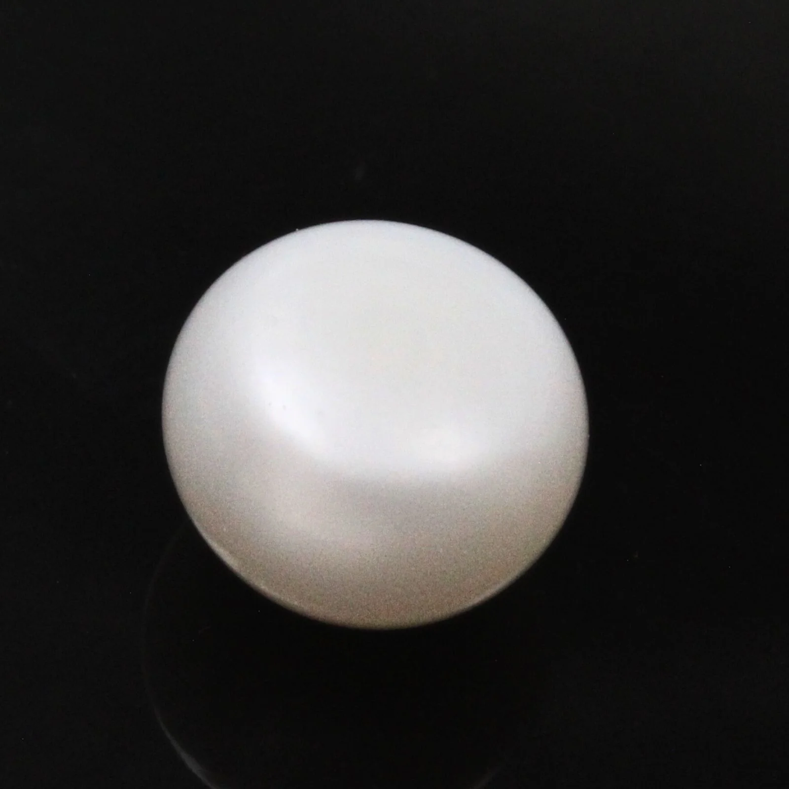 5.9Ct Natural Real White Pearl June Birthstone Gemstone - Image 4