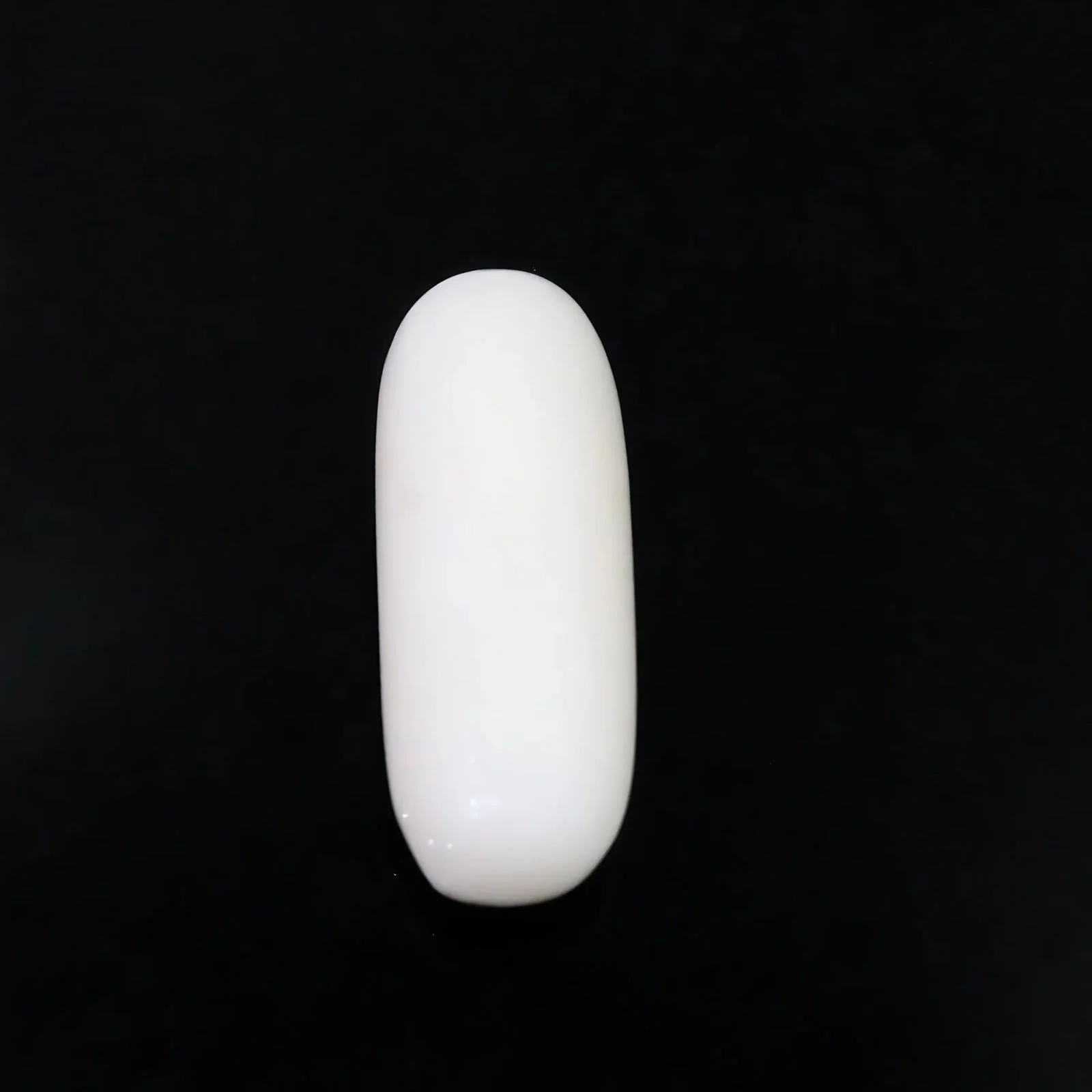 7.5Ct Natural White Capsule Shape Coral Moonga - Image 3
