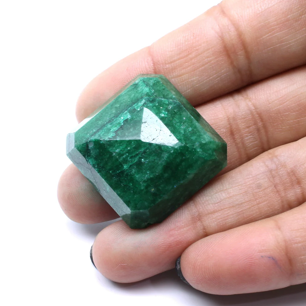 89 Ct Emerald Gemstone – Rich Green Square Cut Stone - Image 4