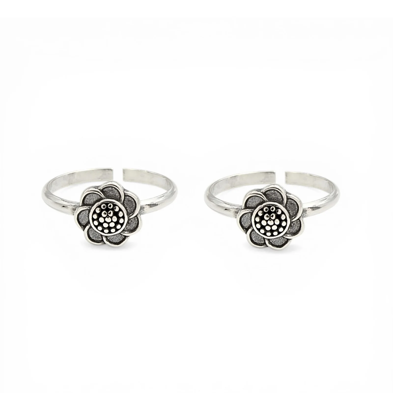 925 Real Silver Women Daisy Flower Comfortable Oxidized Toe Ring - Pair - Image 3