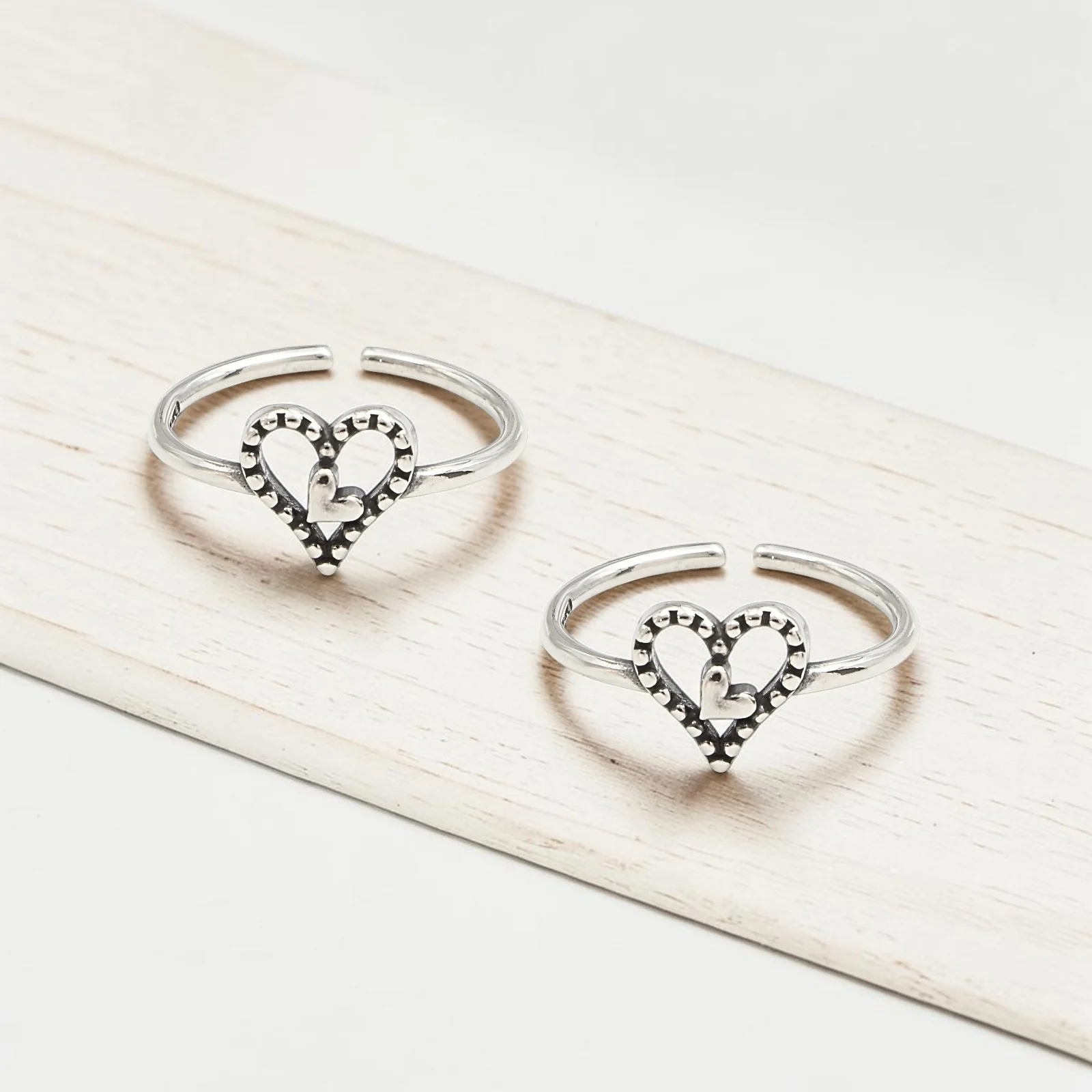 925 Real Silver Women Long-lasting Oxidized Double Heart Toe Ring - Pair - Image 2