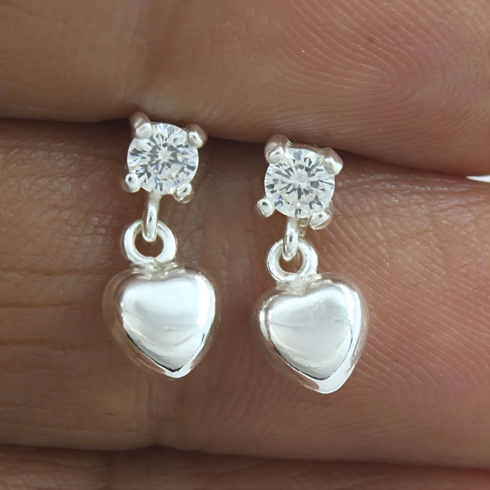 925 Real Sterling Silver White CZ girlish Plain Heart Drop stud Earrings - Pair - Image 5
