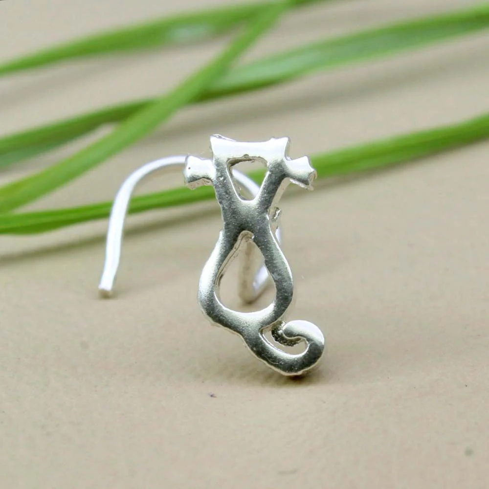 Sitting Cat Silver Nose Stud