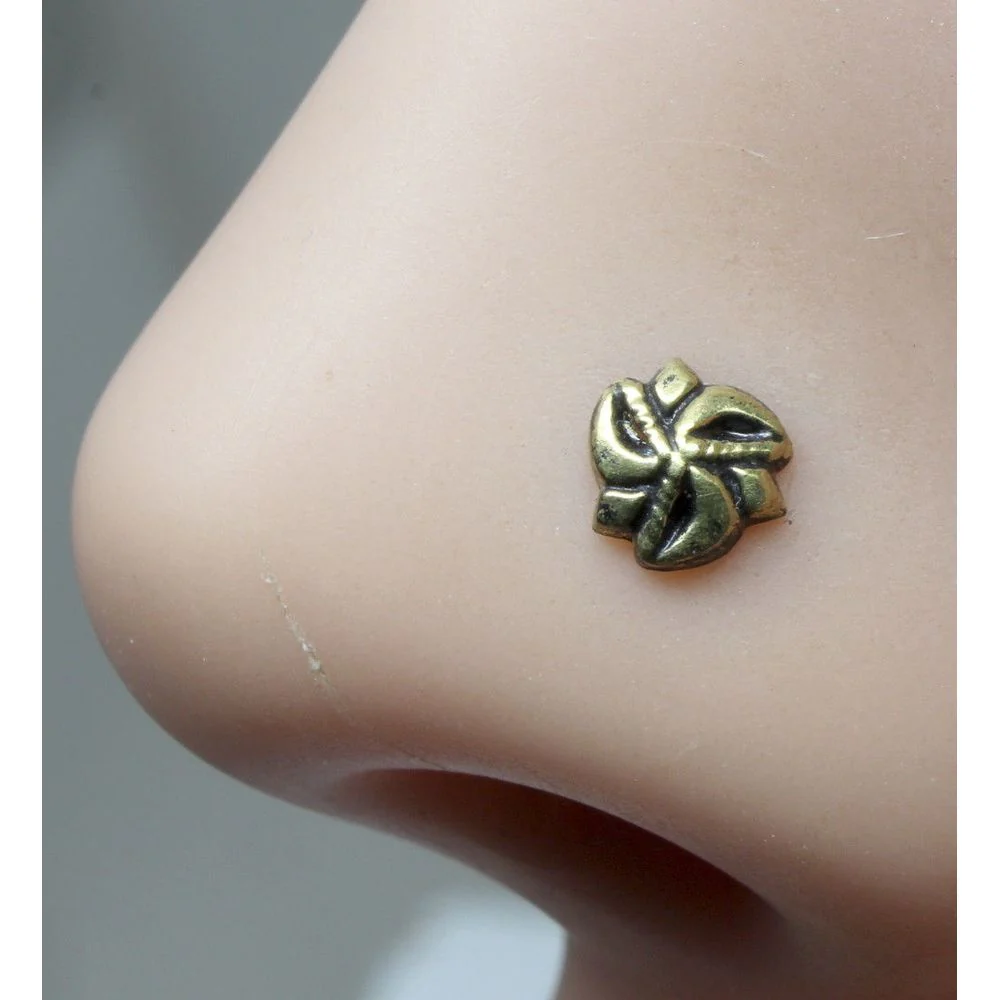 Daily wear universal season nose pin
