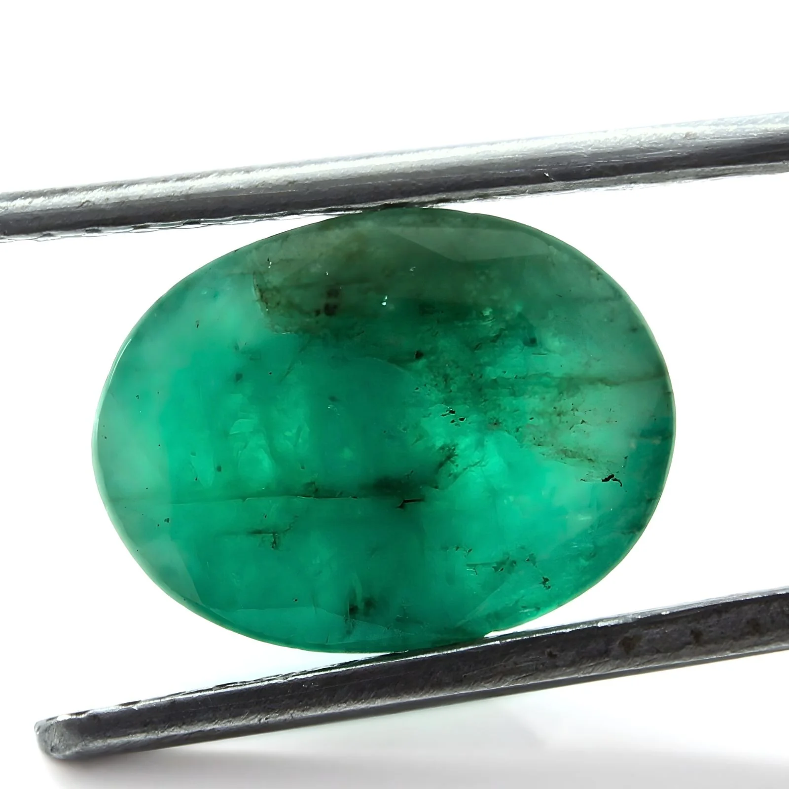 Fine Quality 3.3Ct Natural Green Emerald Oval Cut Gemstone