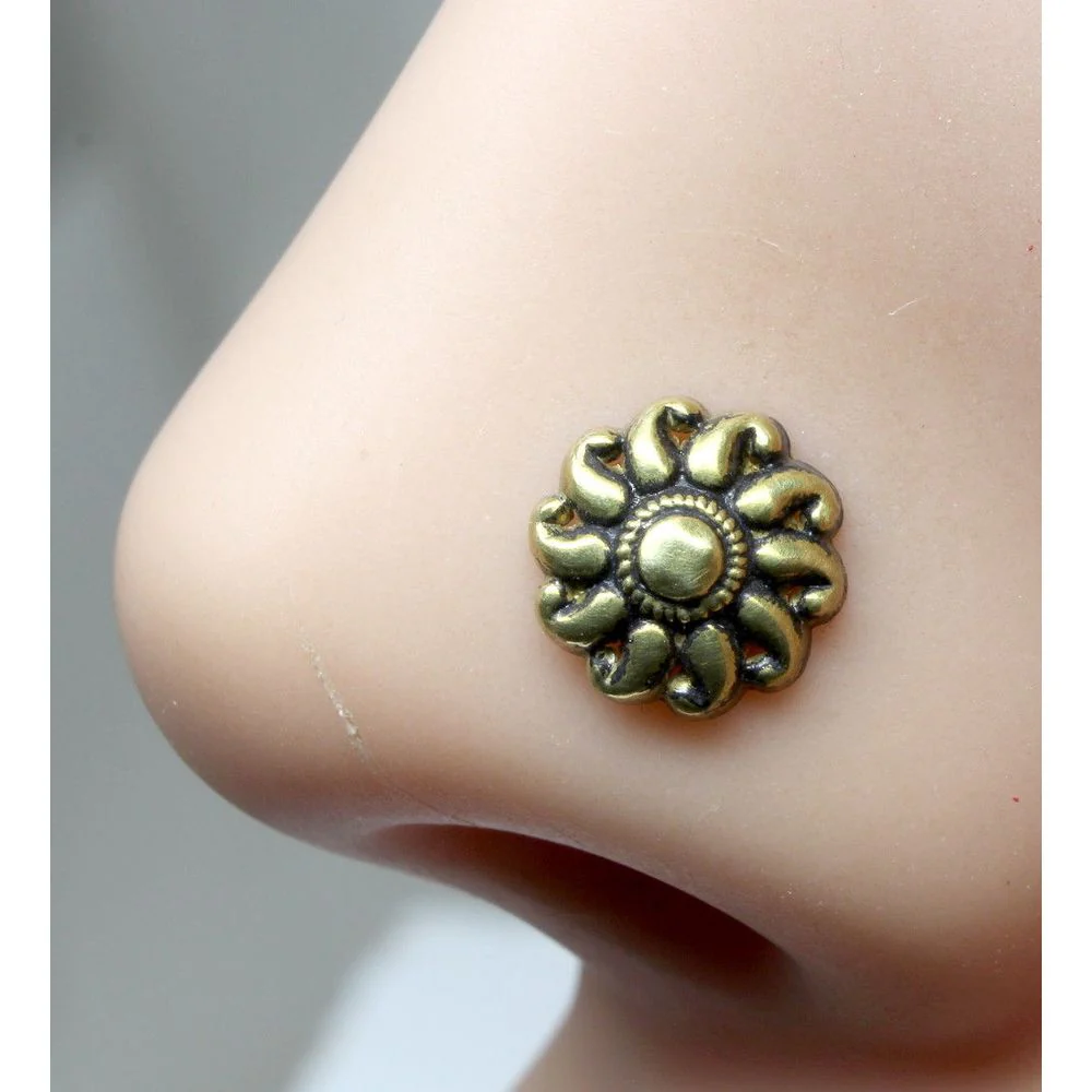 Floral asian nose stud daily wear - Image 2