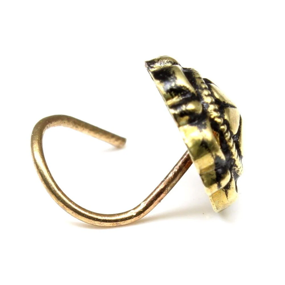 Floral clover Oxidised nose pin - Image 3