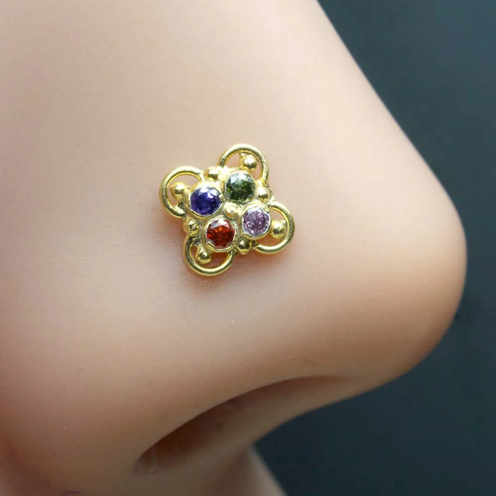 Floral quatrefoil square nose stud