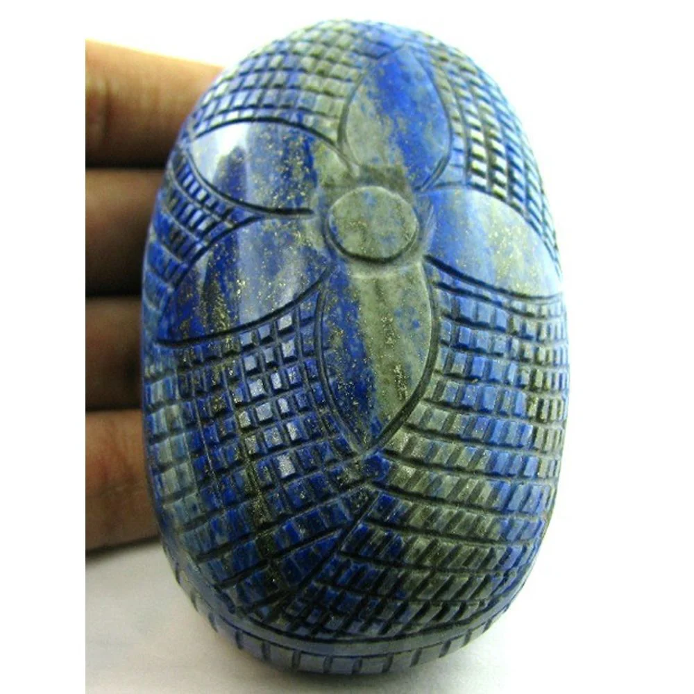 Hand Engraved Lapis Lazuli Oversize Oval Gem - 1227 Carat - Image 4