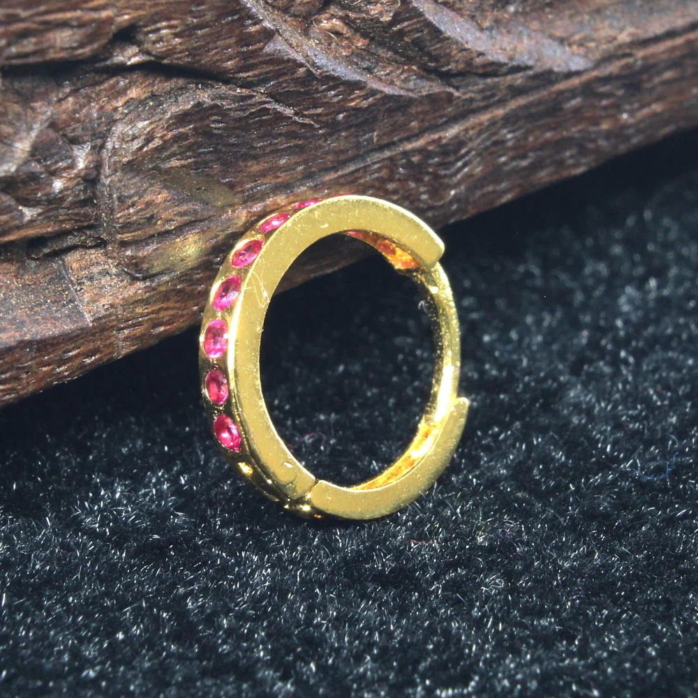 Hinged hoop Clicker nose ring