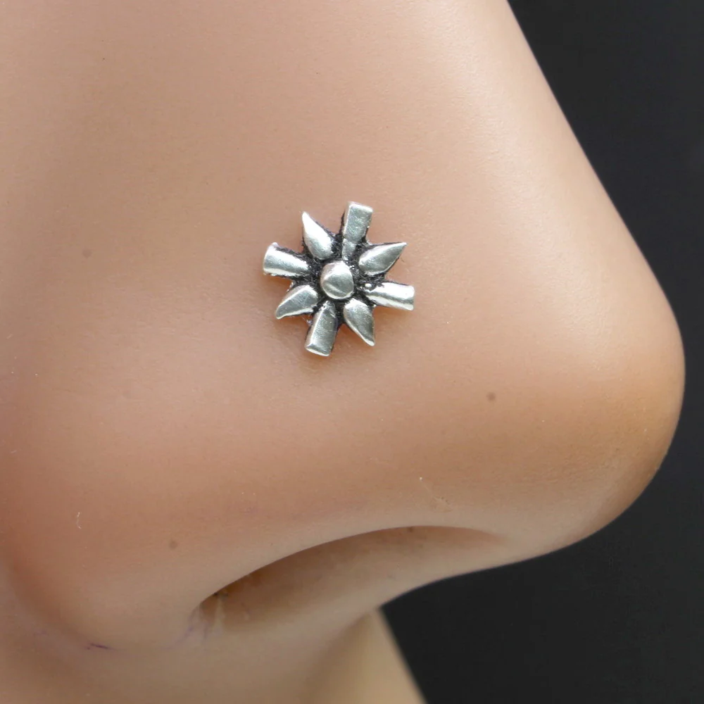 Daisy Sterling Silver Nose Piercing - Image 2