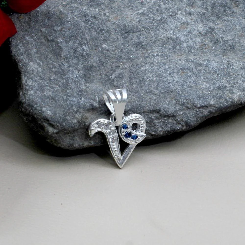 Real 925 Sterling Cute Silver 'V' Letter Alphabet Pendant CZ for Girl