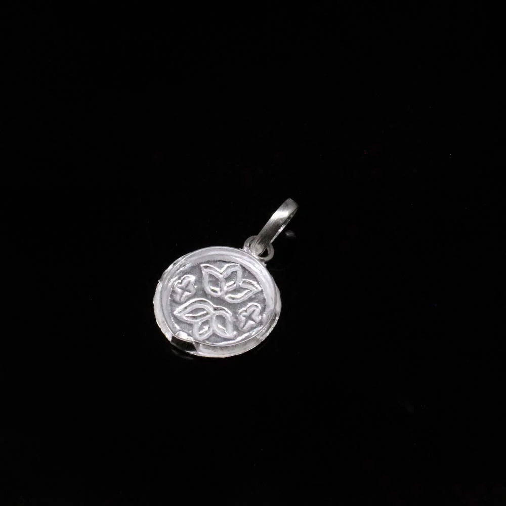 Traditional Indian Embossed enamel sterling silver pendant for women - Image 4
