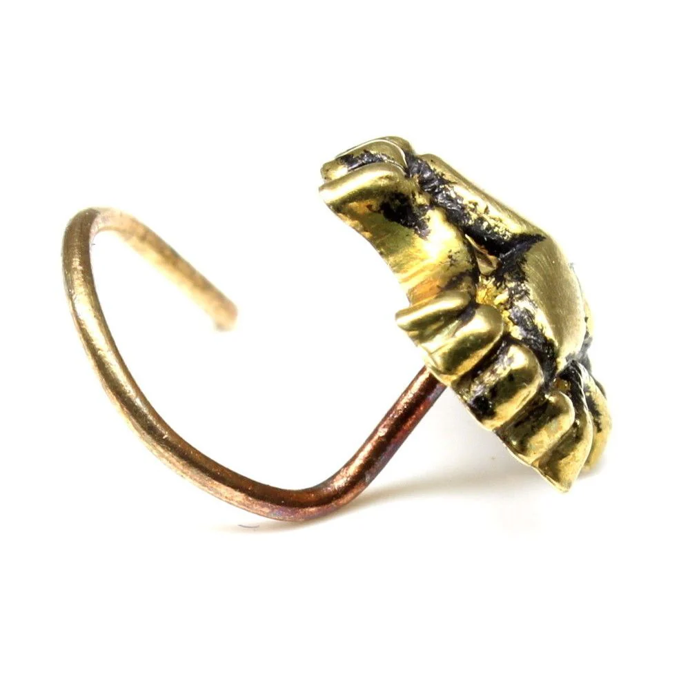Trefoil leaf motif nose pin - Image 3