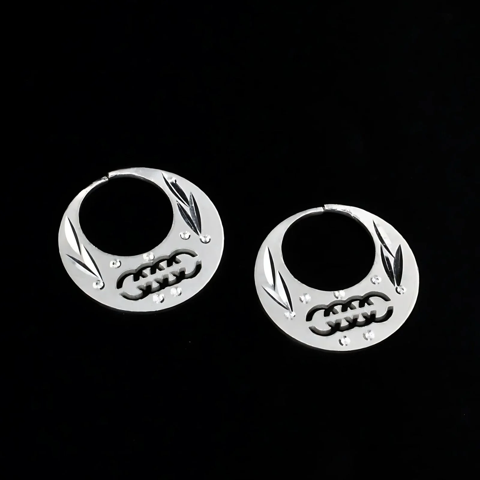 Unique trendy Real Sterling Silver Round Moon Shaped Nattiyan (Nanti) earring for Men - Image 4